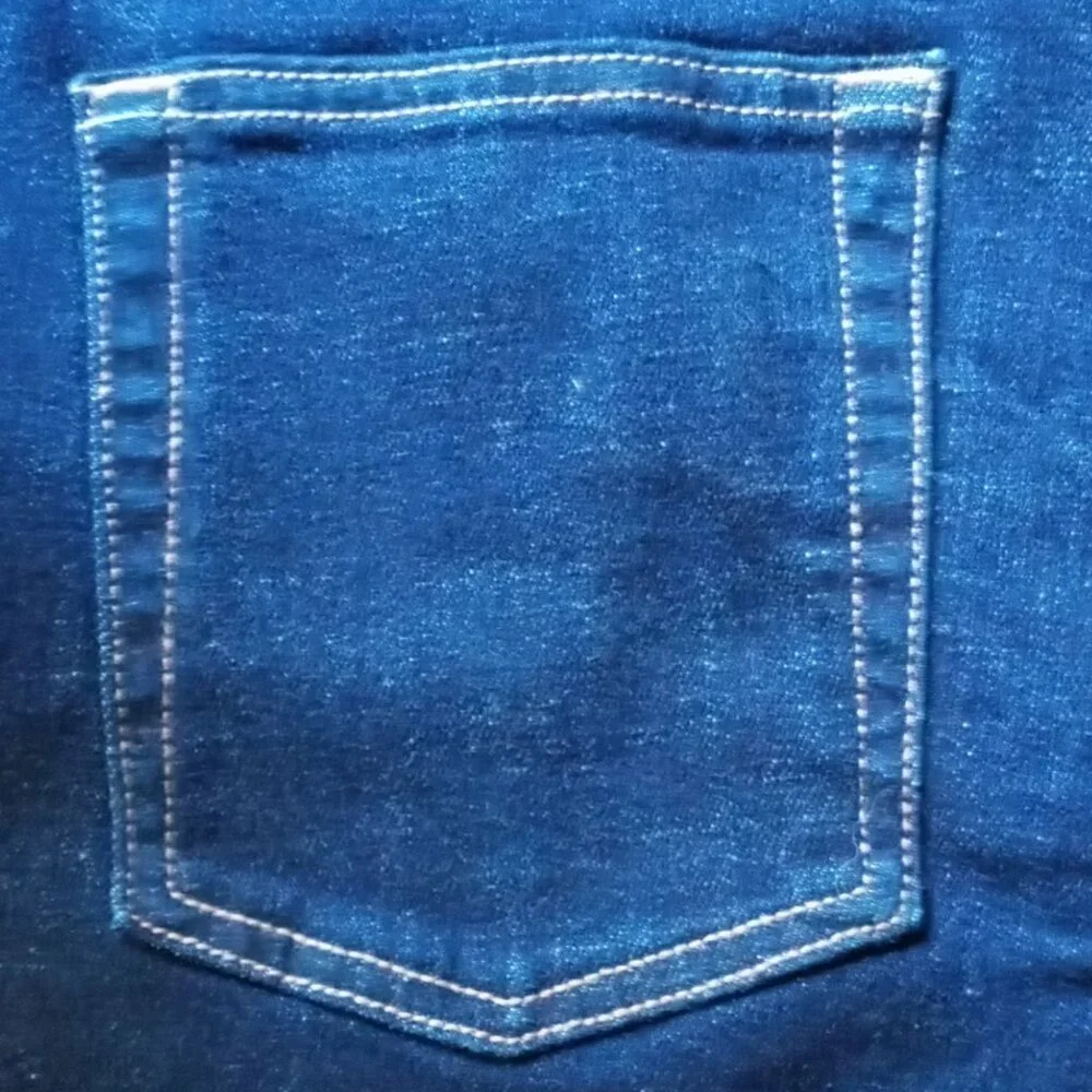 NEW! Goodfellow & Co. Men’s Athletic Fit Medium Wash Comfortable Denim Jeans - Picture 11 of 12